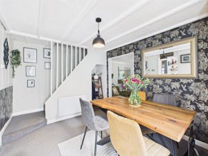 Dining Room- click for photo gallery
